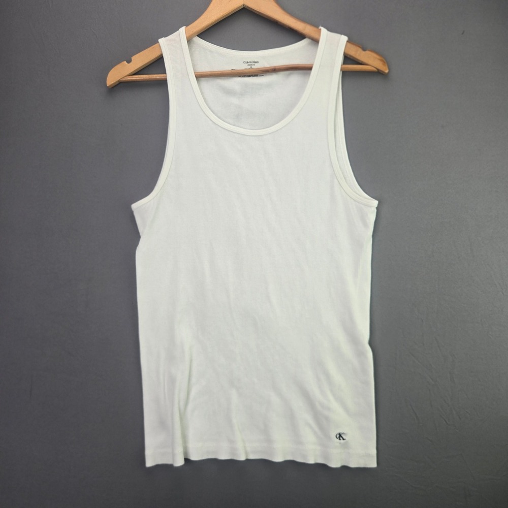 Calvin Klein Tank Top Classic Fit Size M White Ribbed Cotton CK Logo Undershirt
